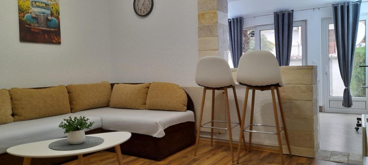 Family Apartment Romina Vrsar Exteriör bild